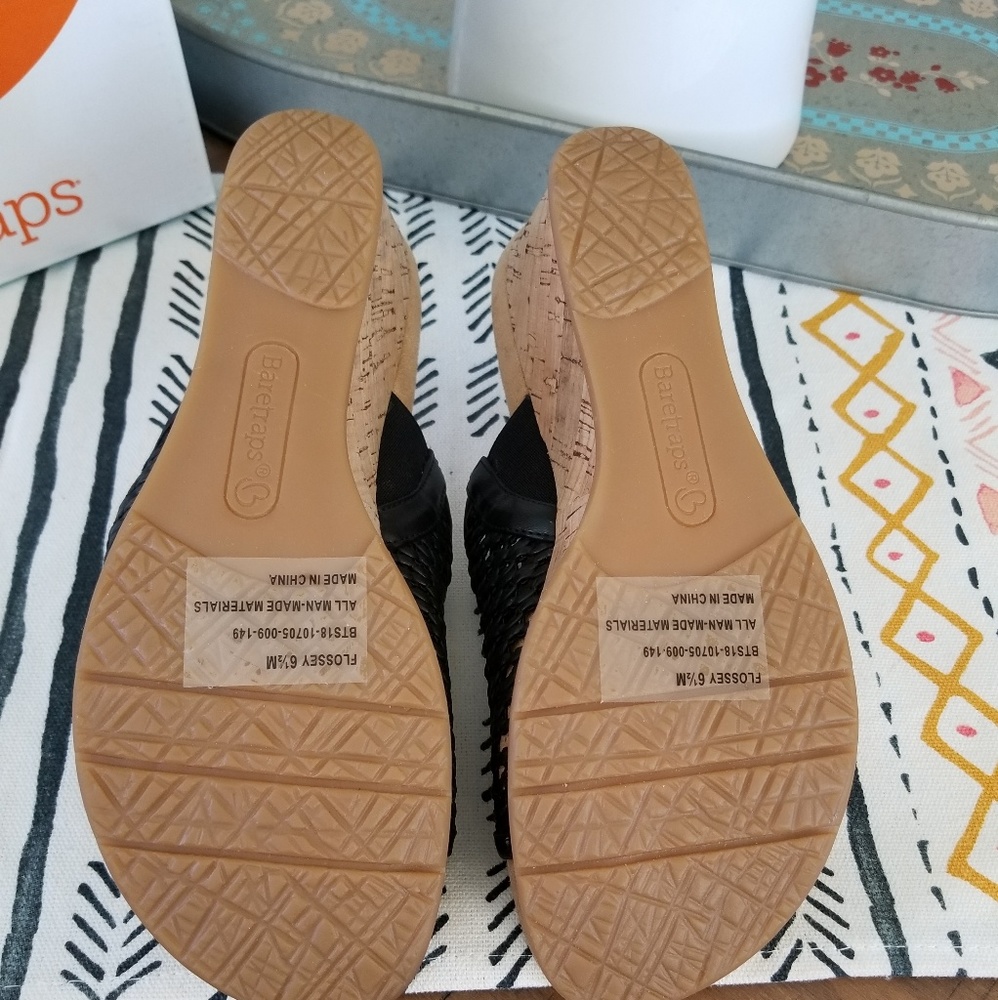 🆕️ Baretraps Women wedge - Picture 6 of 8